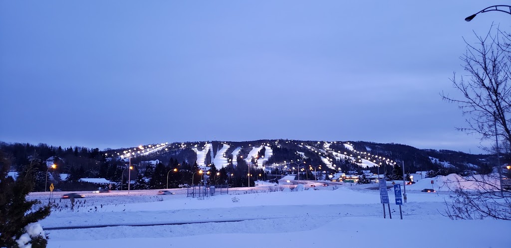 The hotel complex 60 | 600 Chemin des Frênes, Piedmont, QC J0R 1K0, Canada | Phone: (514) 856-7810