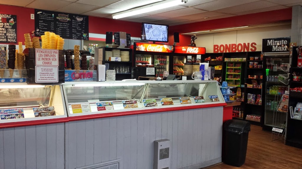 Crèmerie Les Folies Glacées | 289, rue Principale, Saint-Sauveur, QC J0R 1R0, Canada | Phone: (450) 227-7104
