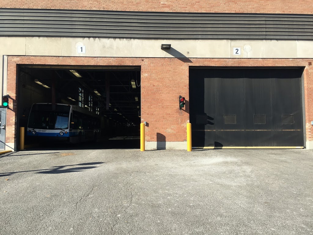 Centre de Transport Frontenac | 1612 Rue du Havre, Montréal, QC H2K 2X5, Canada | Phone: (514) 280-4682