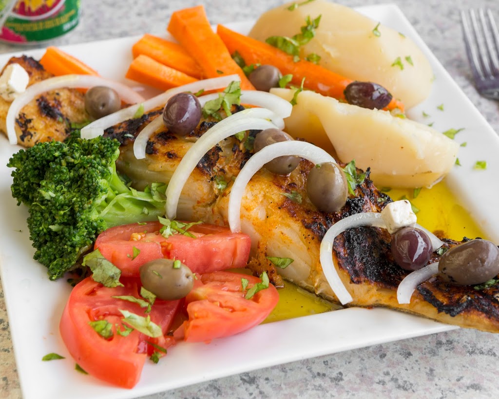 Poulet 3 Pattes | 3224 Boulevard Rosemont, Montréal, QC H1Y 1M7, Canada | Phone: (438) 387-6477