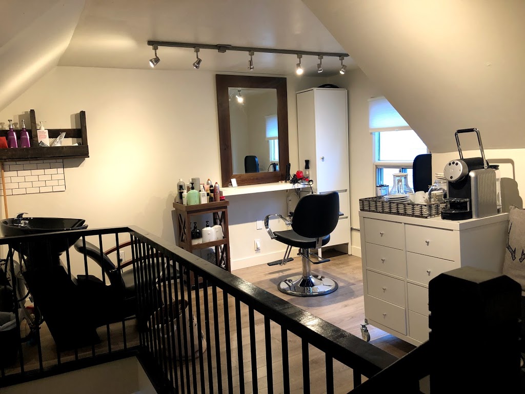 2 Sharp Chicks Salon & Co | 1913 34 Ave SW, Calgary, AB T2T 2C2, Canada | Phone: (403) 719-0233