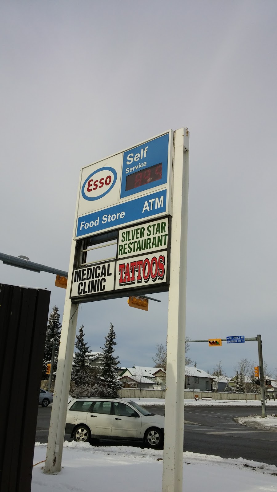 Esso | 1861 Meadowbrook Dr SE, Airdrie, AB T4A 1V2, Canada | Phone: (403) 948-7600