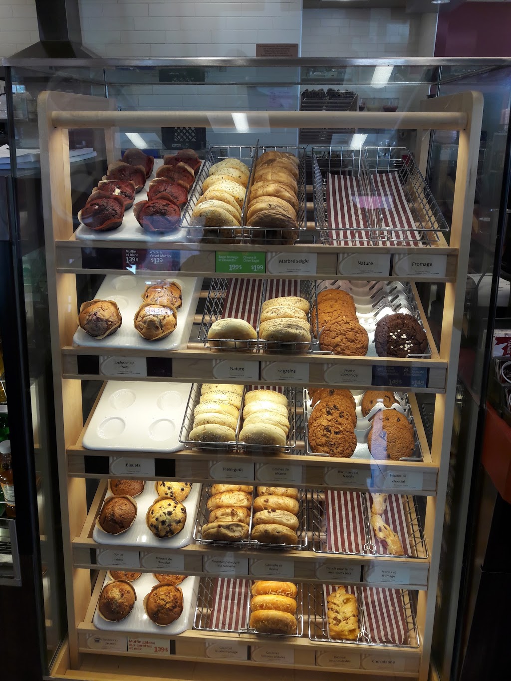 Tim Hortons | 7 Chemin de Fairfax, Stanstead, QC J0B 3E0, Canada | Phone: (819) 876-5088