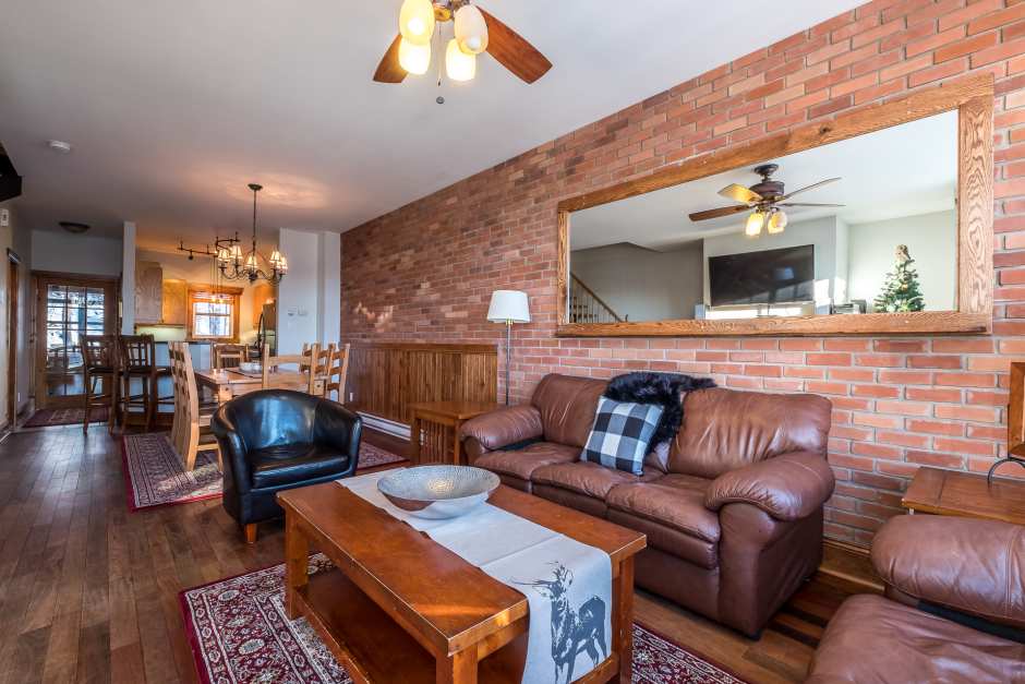 Les Boisés Mont-Tremblant | 160 Chemin de la Forêt, Mont-Tremblant, QC J8E 1Z1, Canada | Phone: (888) 221-1411