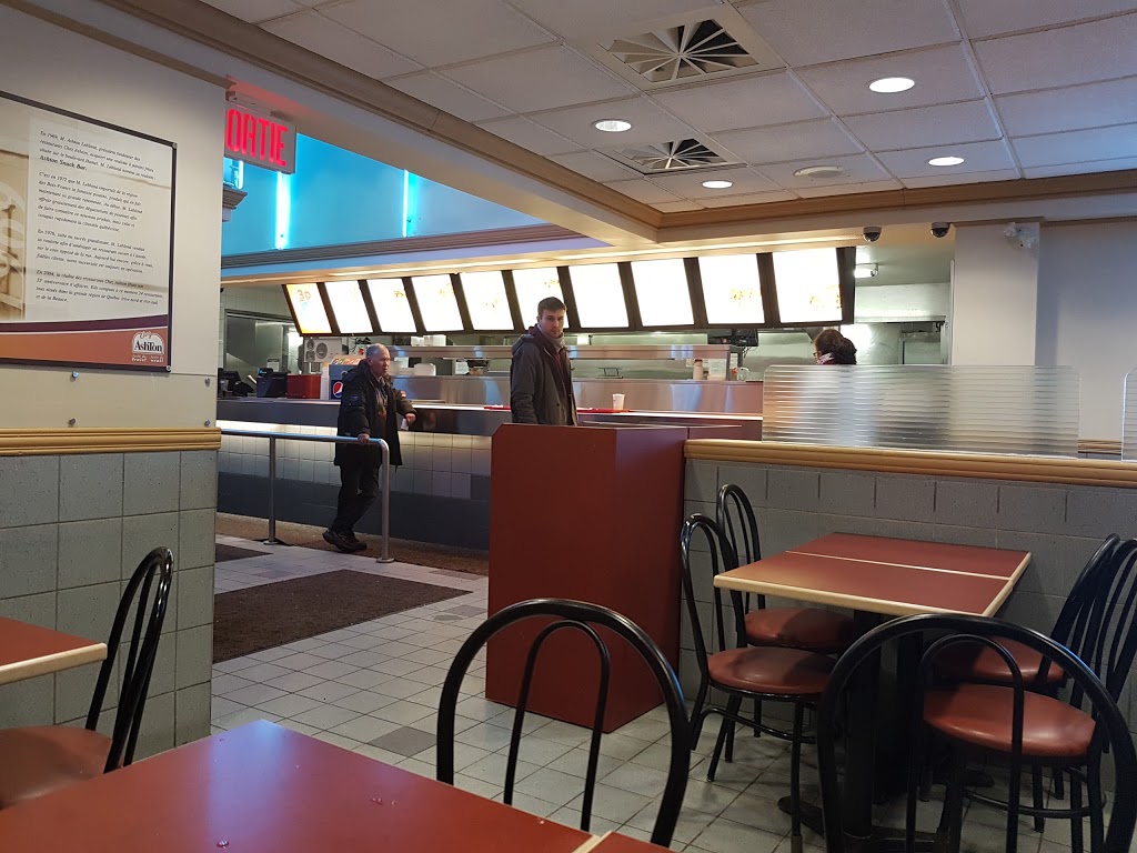 Chez Ashton | 6380 Boulevard Wilfrid-Hamel, LAncienne-Lorette, QC G2E 2H9, Canada | Phone: (418) 872-4044
