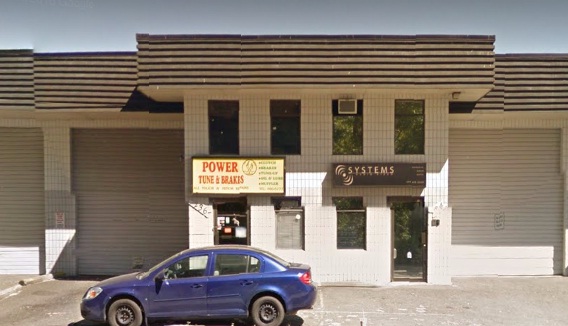 Power Tune & Brakes Shop - Auto Repair, Oil Change Shop and Gara | 236 MacKay Rd, North Vancouver, BC V7P 3H4, Canada | Phone: (604) 986-6777