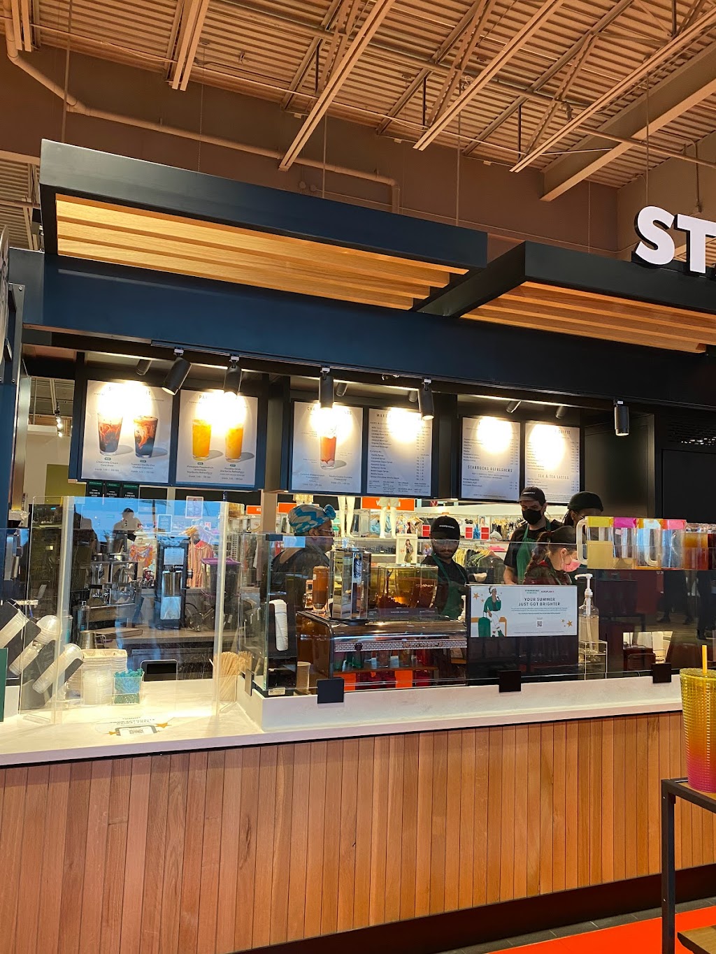 Starbucks | 472 Bayfield St, Barrie, ON L4M 5A2, Canada | Phone: (705) 735-6689