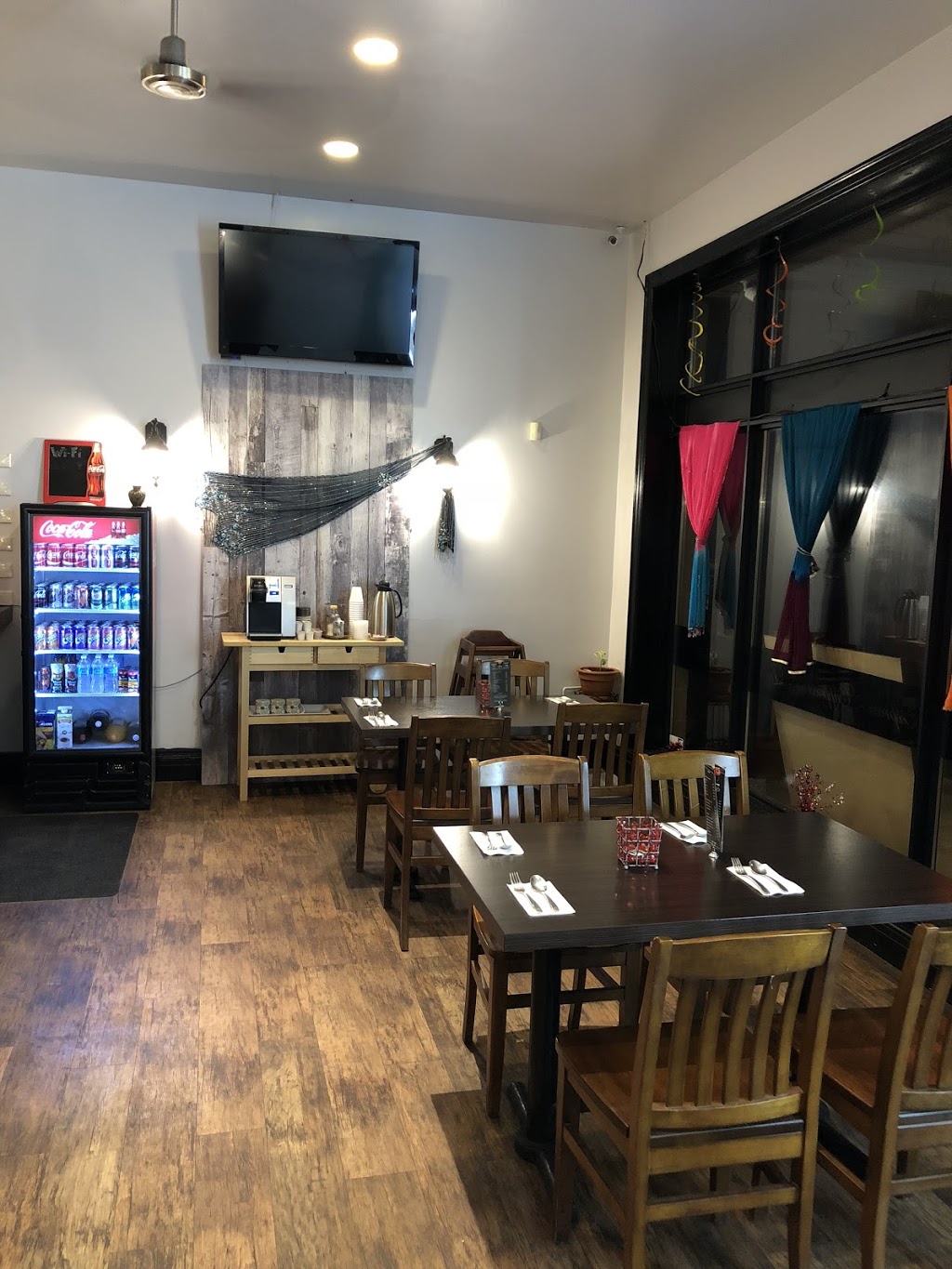 Spicy Kitchen & Pizzeria | 6048 ON-9 #17, Schomberg, ON L0G 1T0, Canada | Phone: (905) 939-7333