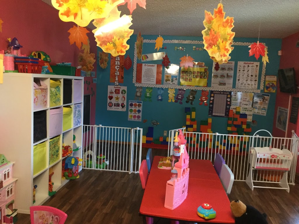 LE PETIT ECOLIER GARDERIE | 311 Edgemont Bay NW, Calgary, AB T3A 2K5, Canada | Phone: (403) 483-3814
