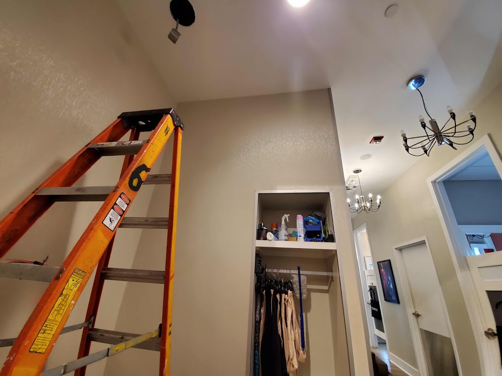 Real World Electric - 24/7 Electrician | 5507 1 St SE, Calgary, AB T2H 1H9, Canada | Phone: (403) 231-8892