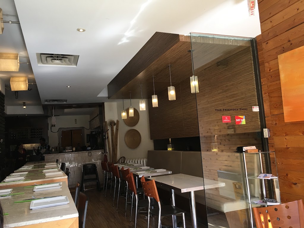The Friendly Thai | 223 Roncesvalles Ave, Toronto, ON M6R 2L6, Canada | Phone: (416) 535-0111