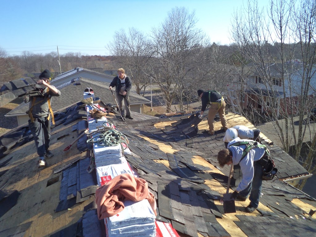 Noble Roofing | 7246 Rolling Acres Crescent, Niagara Falls, ON L2J 1E4, Canada | Phone: (289) 668-3647