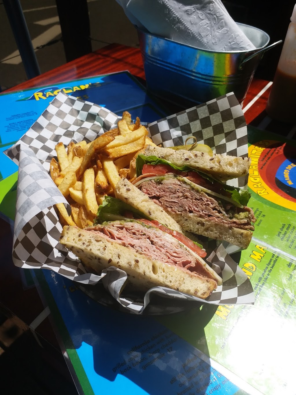 Raglans Bistro | 15 Lonsdale Ave, North Vancouver, BC V7M 2E4, Canada | Phone: (604) 988-8203
