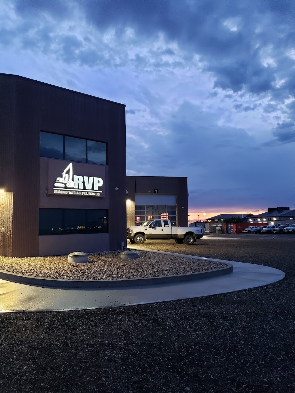 Raymond Vauclair Projects Ltd | 16 Symington Ln N, Springfield, MB R2J 4E8, Canada | Phone: (204) 222-4506