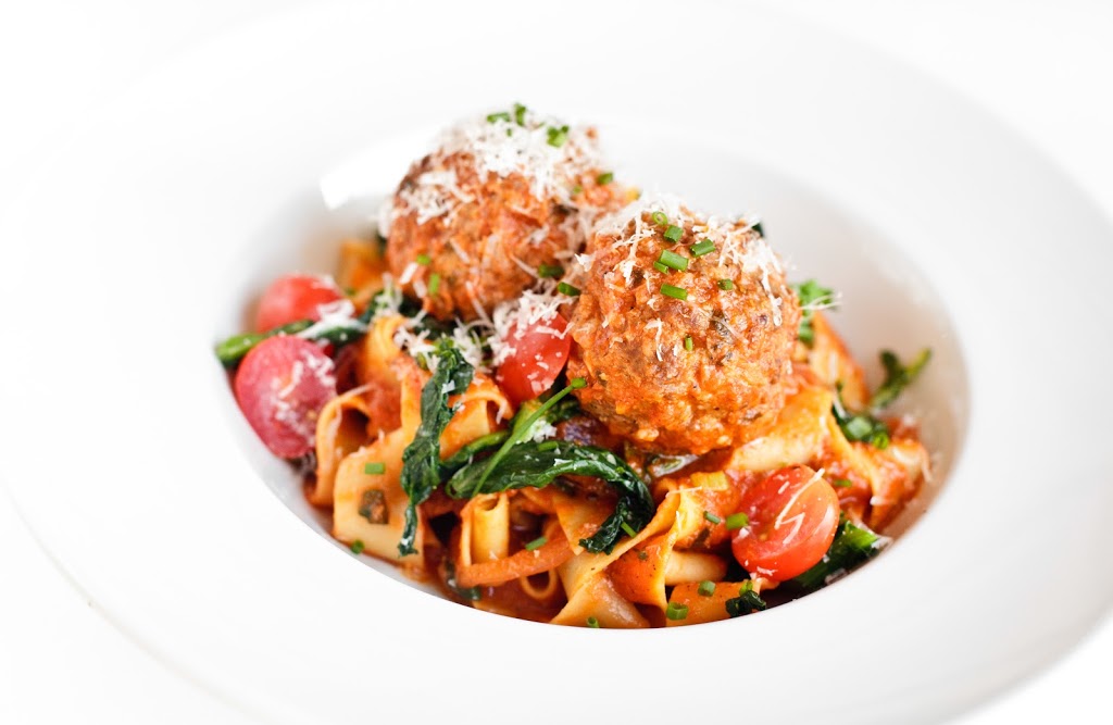 Pizzeria Geppetto Verdun | 5583 Rue de Verdun, Verdun, QC H4H 1L2, Canada | Phone: (514) 543-7424