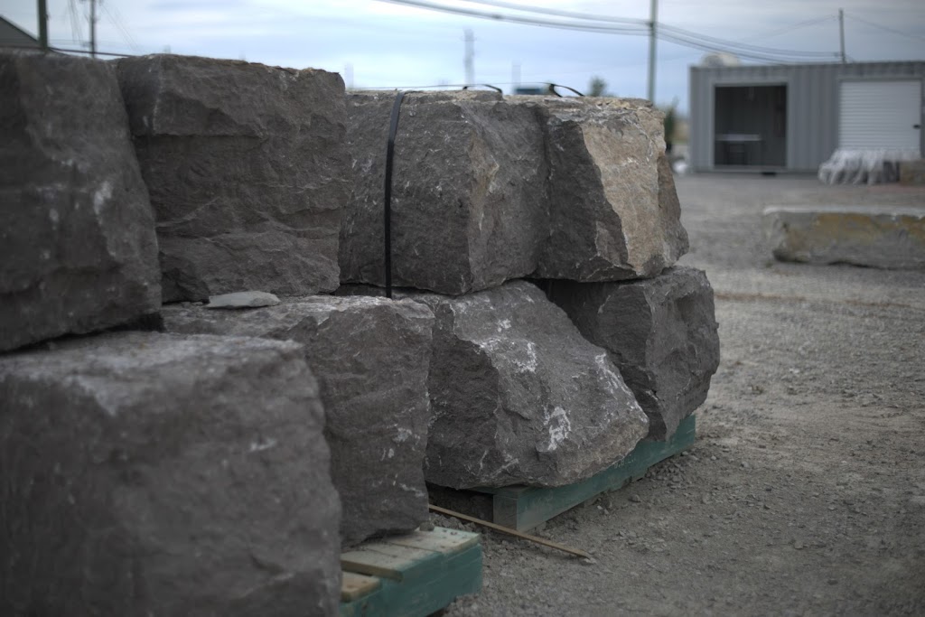 Crowhurst Construction Landscape Depot | 1560 Chemong Rd, Peterborough, ON K9J 6X2, Canada | Phone: (705) 977-1498