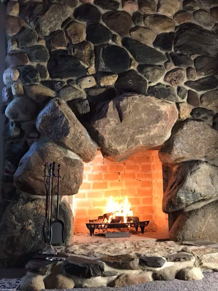 Oceanview Stone and Fireplace | 1019 Damelart Way, Brentwood Bay, BC V8M 1H7, Canada | Phone: (778) 772-1845
