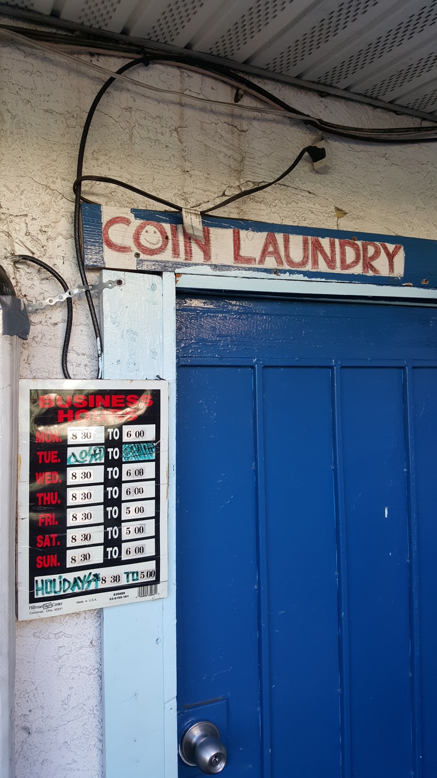 Renfirst Laundry | 1680 Renfrew St, Vancouver, BC V5K 4E1, Canada | Phone: (604) 215-7411