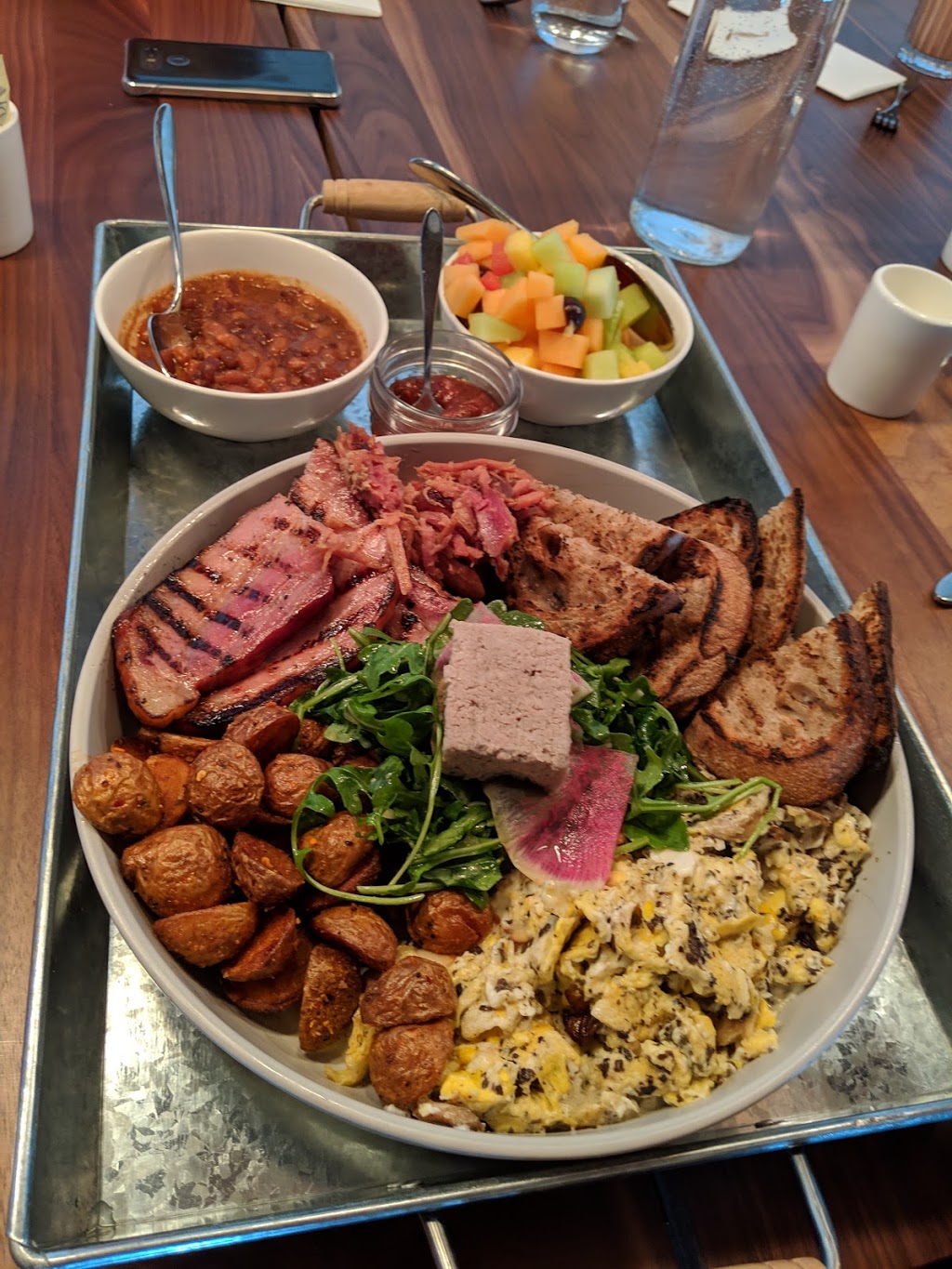 425˚F | 100 Place Fabien Drapeau, Sainte-Thérèse, QC J7E 5W6, Canada | Phone: (450) 951-9551