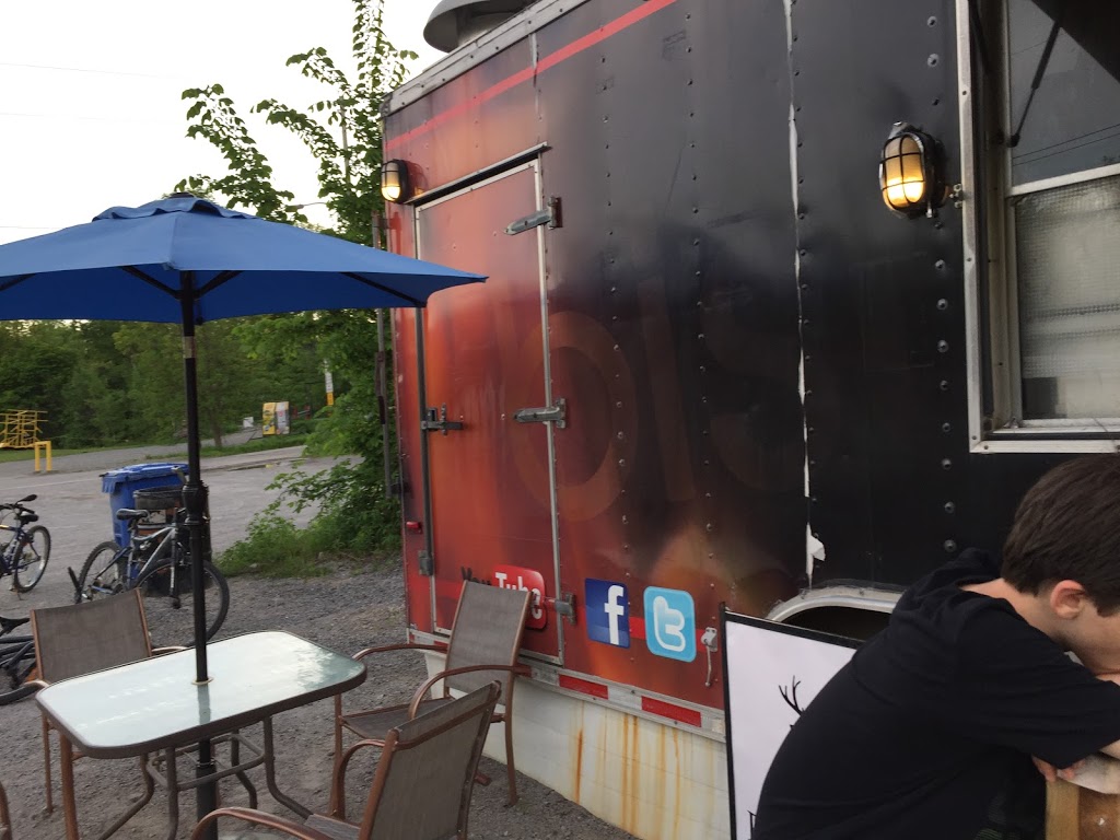 Hungry Voyageur | 14145 ON-12, Waubaushene, ON L0K 2C0, Canada | Phone: (705) 466-2569