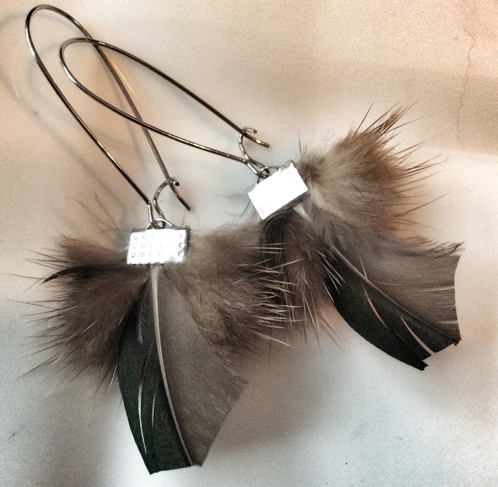 Désign Inédit Mode Accessoires | 538 Rue Létourneau, Mont-Saint-Hilaire, QC J3H 3L3, Canada | Phone: (450) 813-6890
