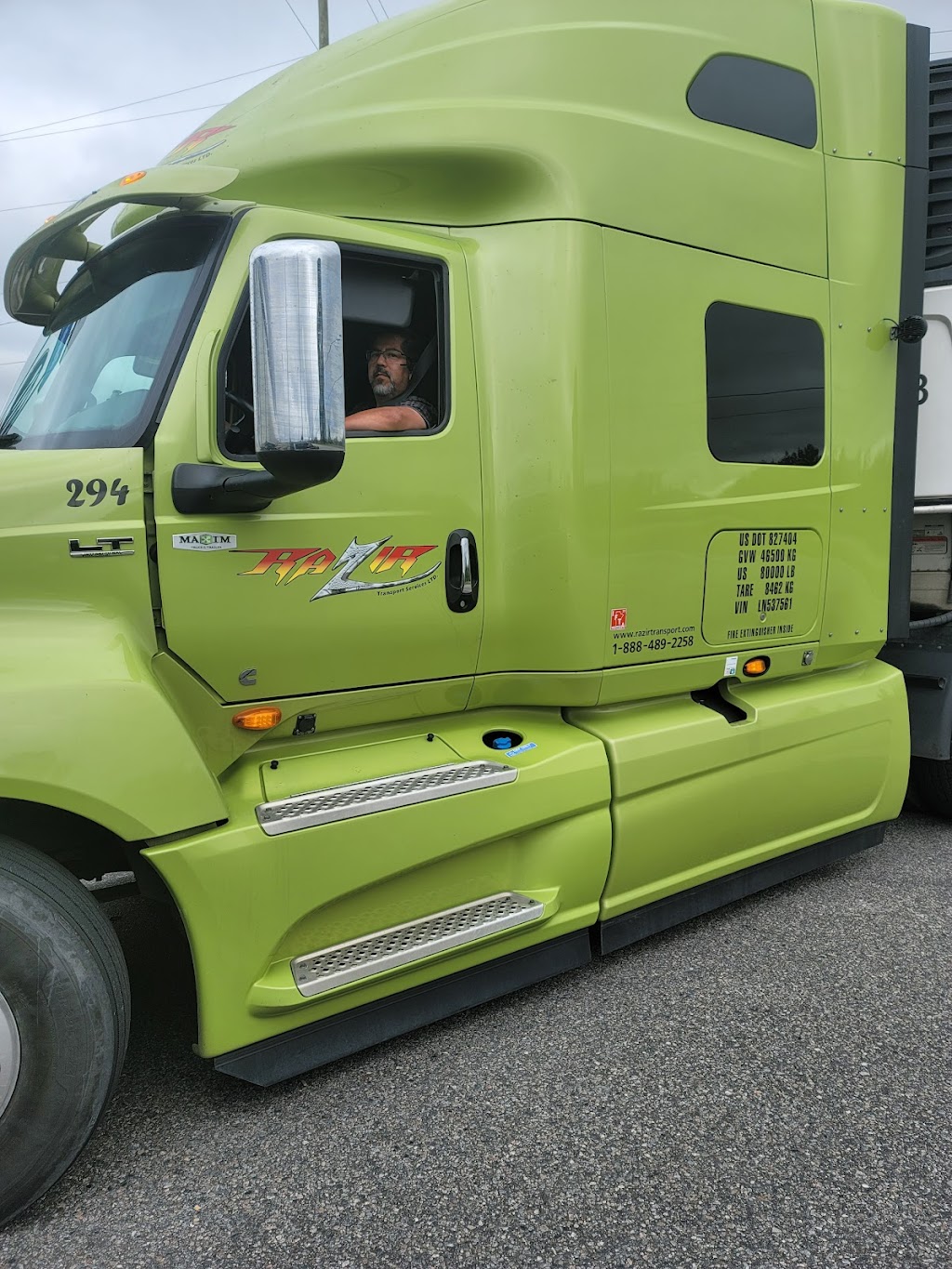 Razir Transport Services Ltd | 132 Samborski Dr, Oak Bluff, MB R4G 0B3, Canada | Phone: (204) 489-2258