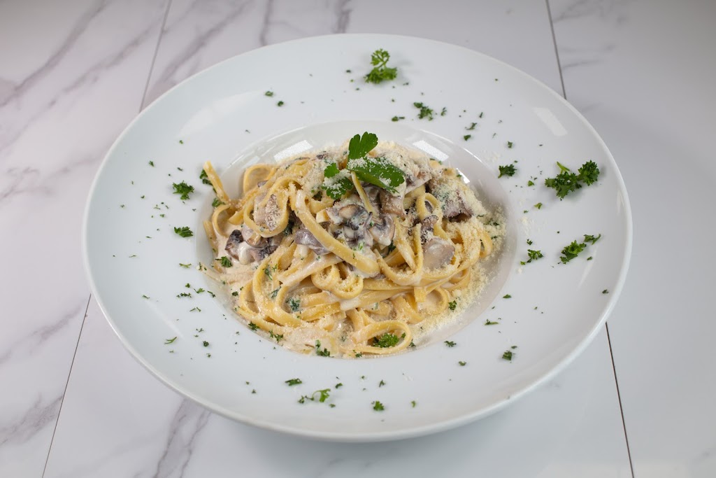 Eggscellent Grill and Bar | 850 King St W, Oshawa, ON L1J 8N5, Canada | Phone: (905) 240-4200