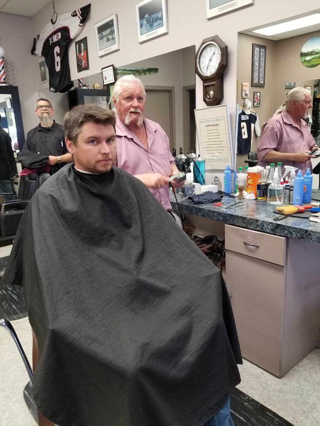 Tapers Barbershop | 2525 Dobbin Rd #5, West Kelowna, BC V4T 2G1, Canada | Phone: (250) 768-3811