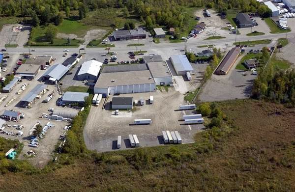 Wills Transfer Limited | 146 ON-15, Smiths Falls, ON K7A 4T2, Canada | Phone: (613) 283-0225