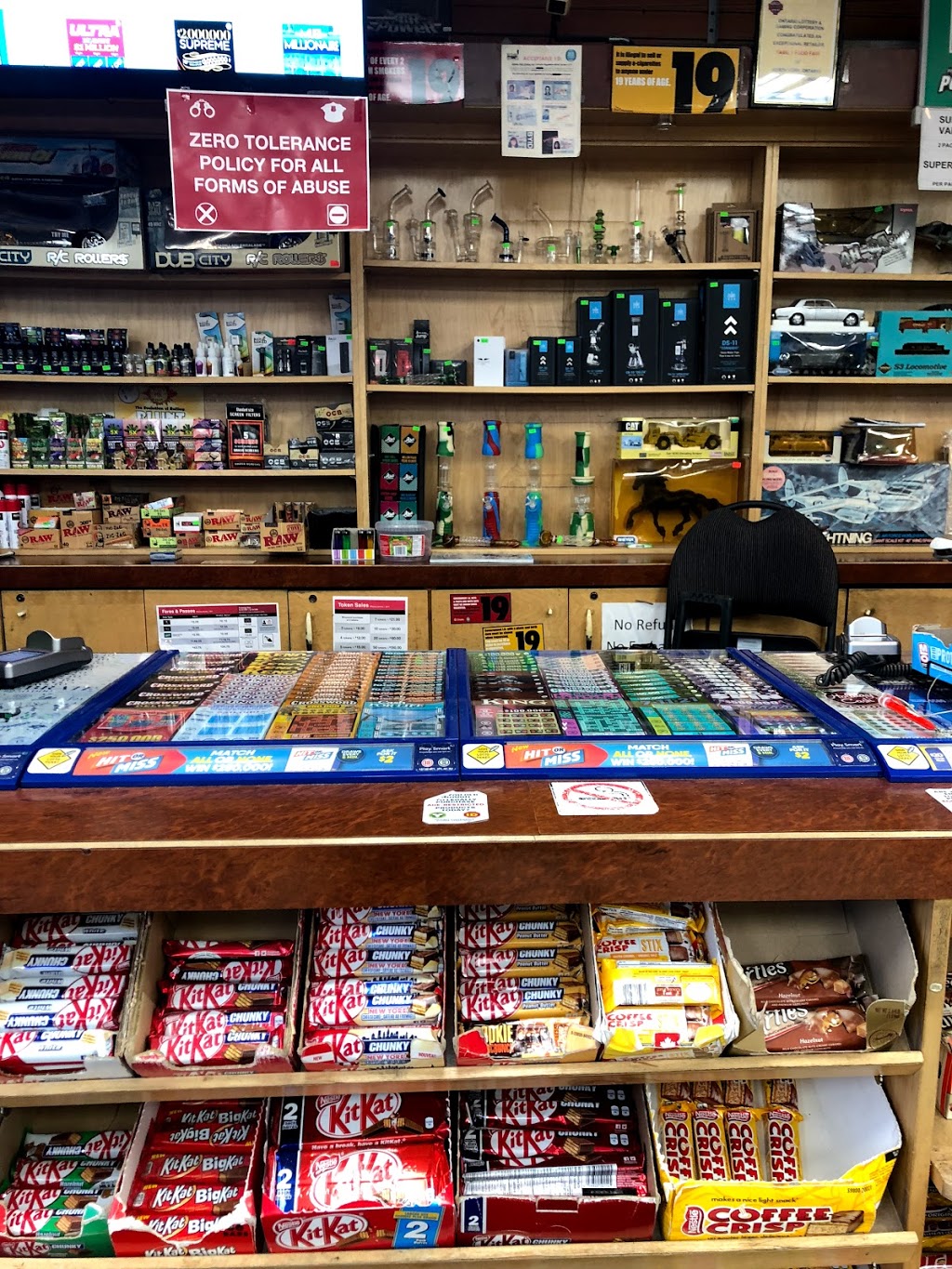 Family Food Fair Convenience | 1277 York Mills Rd, North York, ON M3A 1Z5, Canada | Phone: (416) 445-4028
