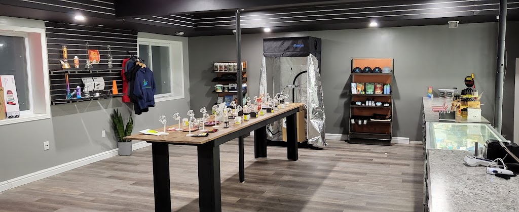 Big River Cannabis | 4983 Calabogie Rd, Calabogie, ON K0J 1H0, Canada | Phone: (613) 514-0493