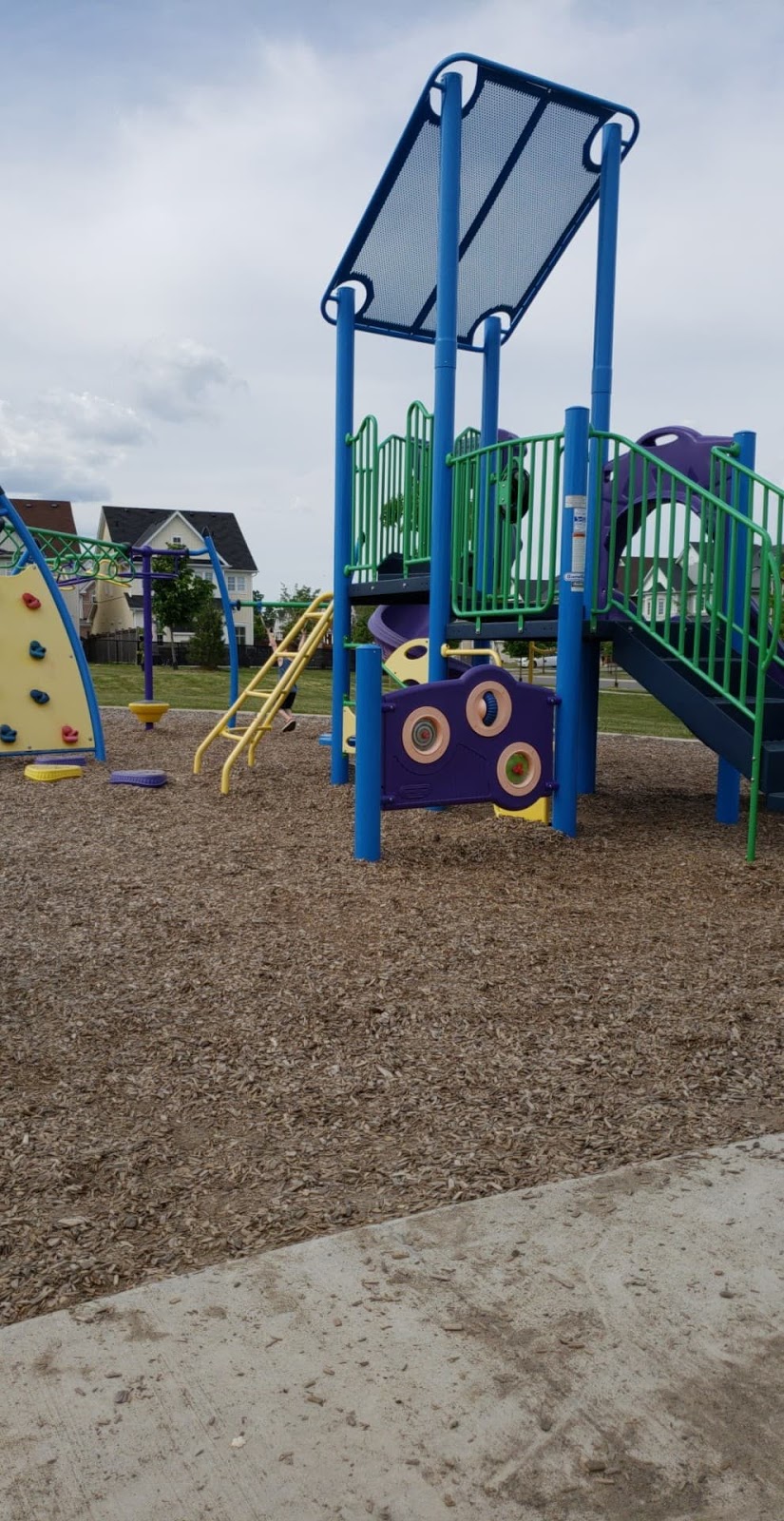 Pinecone Park | 281 Cachet Blvd, Whitby, ON L1M 2M1, Canada