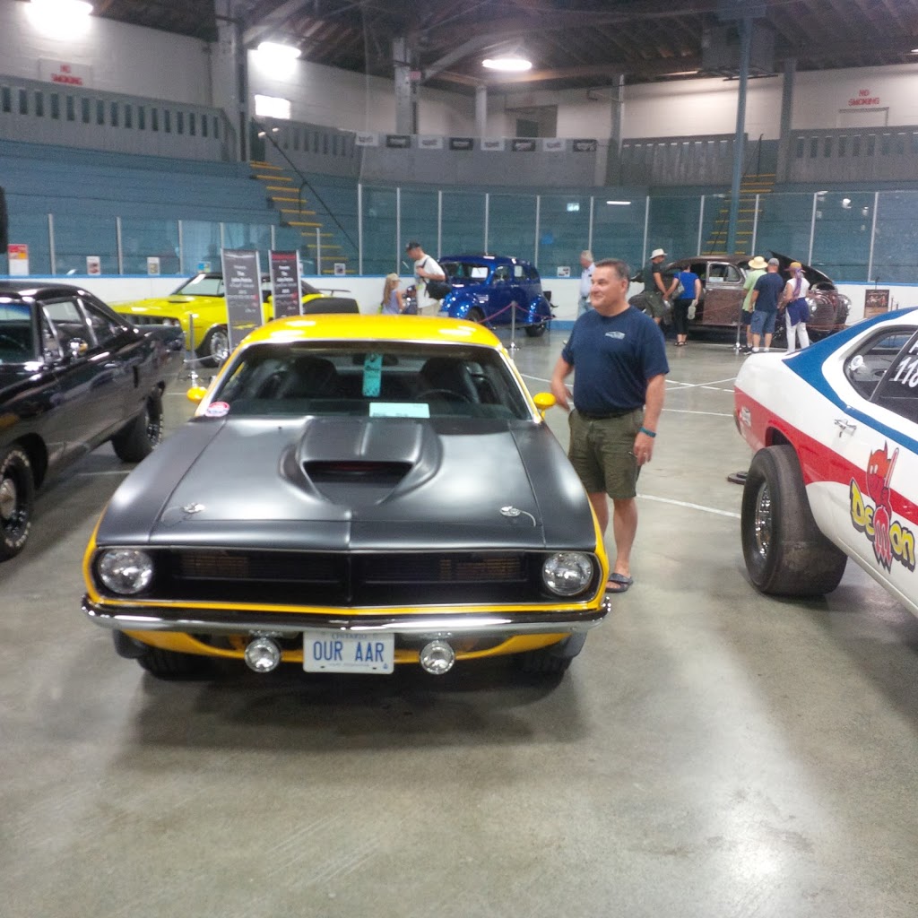 Arndts Doug Auto Body | 29 Elm St, Drayton, ON N0G 1P0, Canada | Phone: (519) 638-5512