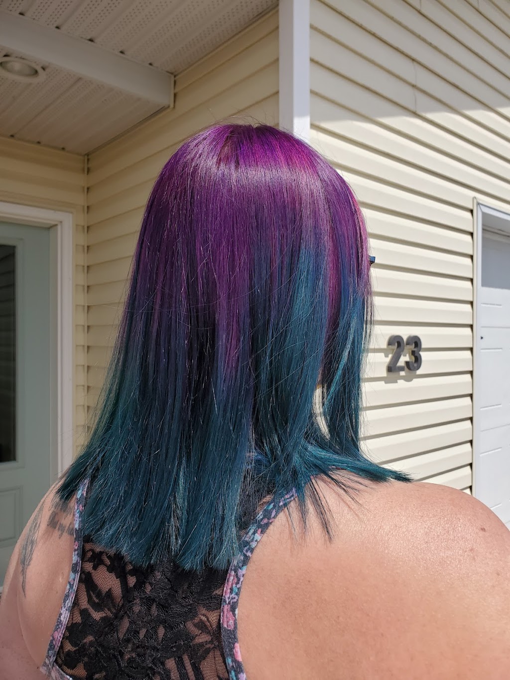 Lainys Locks and Lashes | 210 Main St NE, Altona, MB R0G 0B0, Canada | Phone: (204) 214-0304