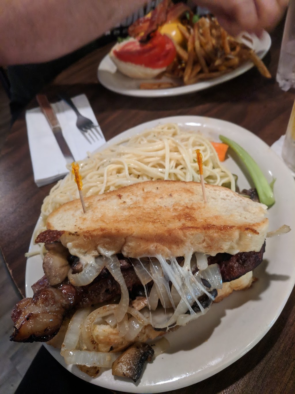 Audubon North Restaurant | 3050 Sweet Home Rd, Amherst, NY 14228, USA | Phone: (716) 691-9248