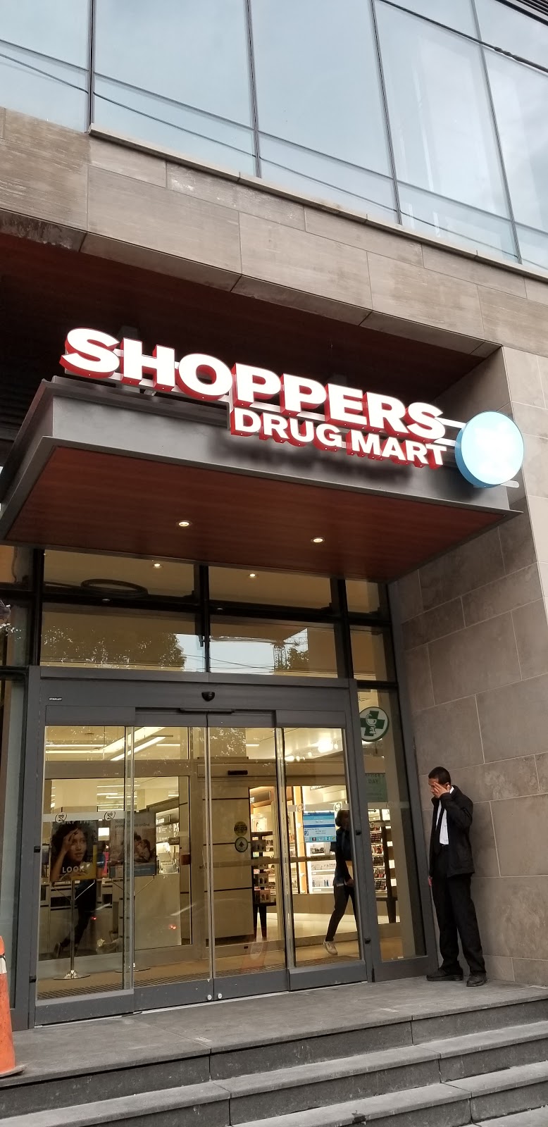 Shoppers Drug Mart 1090 King St W Toronto On M6k 0c7 Canada