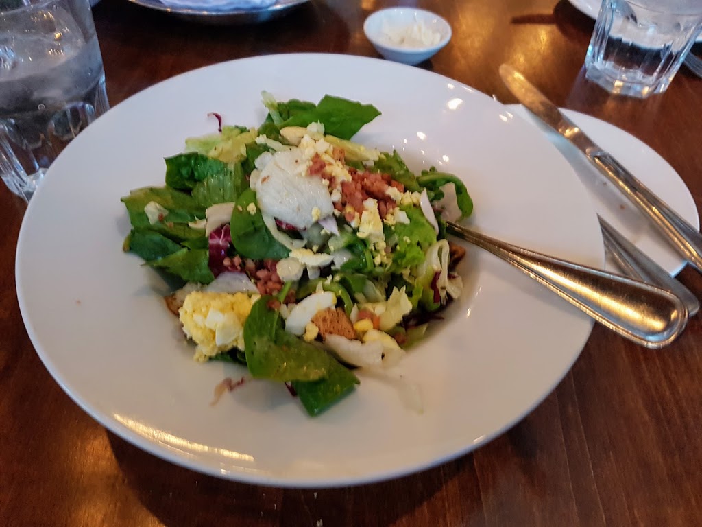 Smith Bros. Steakhouse Tavern | 880 Warden Ave, Scarborough, ON M1L 4W6, Canada | Phone: (416) 751-3100