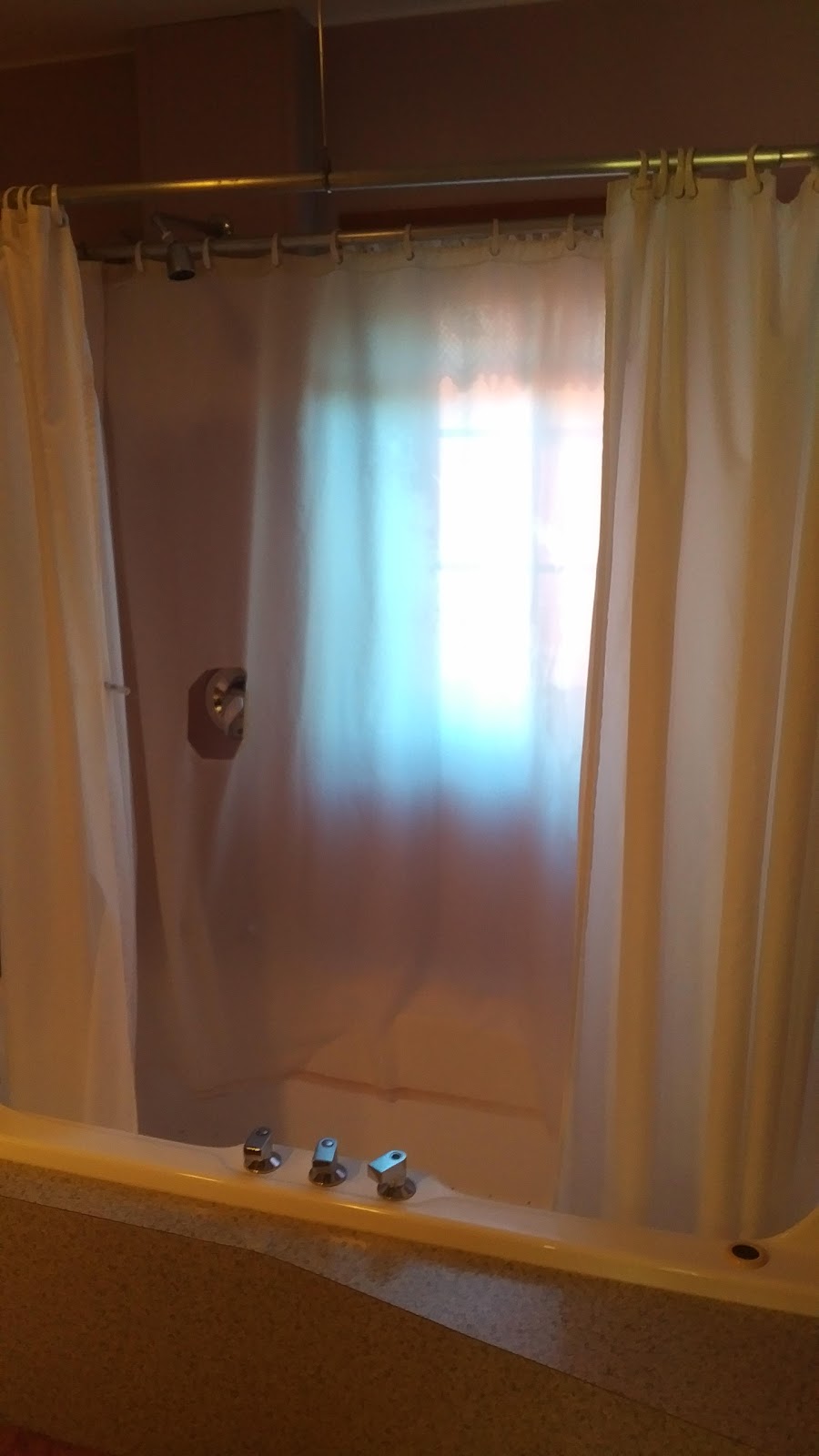 Gîte Soleil Levant | 300 Car Leo-Arbour, Trois-Rivières, QC G9B 7E6, Canada | Phone: (819) 377-1571