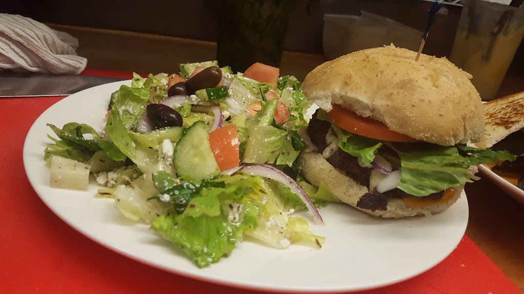 Steves Bistro | 3123 Portage Ave, Winnipeg, MB R3K 0W4, Canada | Phone: (204) 831-5531