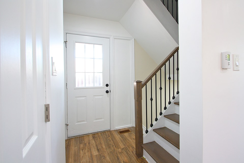 Bonnie Joslin Keller Williams Complete | 1044 Cannon St E, Hamilton, ON L8L 2H7, Canada | Phone: (905) 308-8333