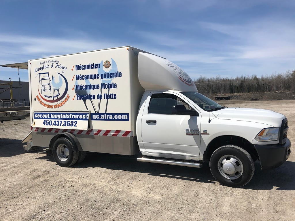 Service dentretien Langlois & Frères | 1065 Avenue des Perron, Laval, QC H7H 3C5, Canada | Phone: (450) 437-3632