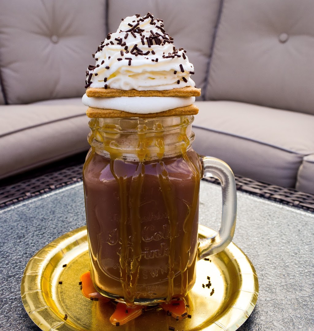 On The Bay Cafe | 51034 Wahington St, New Baltimore, MI 48047, USA | Phone: (586) 273-7695