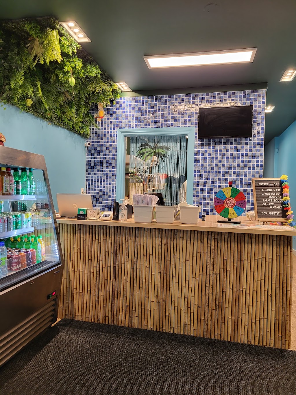 Le Poke Station (Laurier) | 123 Av. Laurier O, Montréal, QC H2T 2N6, Canada | Phone: (514) 274-9966