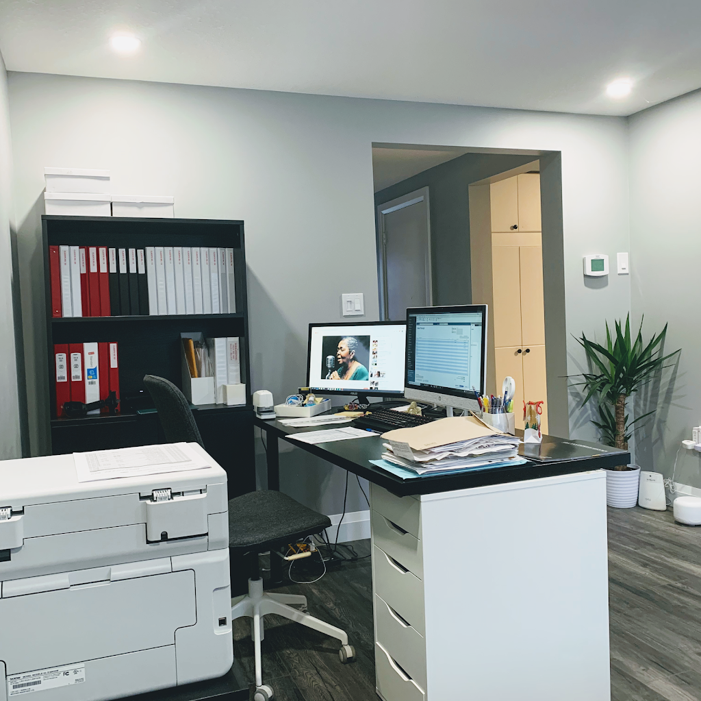 HL Tax Express Services | 31 Old Maple Ln, Kitchener, ON N2N 2K4, Canada | Phone: (226) 978-8112