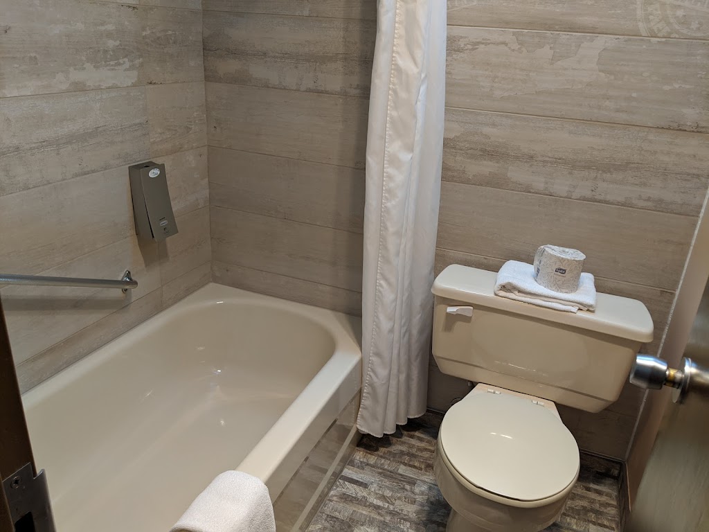 Auberge La Diligence | 414 Av. de la Friche, Dolbeau-Mistassini, QC G8L 3M7Gg, Canada | Phone: (418) 276-6544