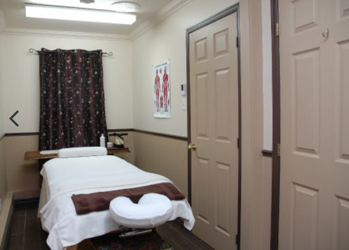 Clinique DEsthétique Huguette Légaré | 171 Rue Principale E, Sainte-Agathe-des-Monts, QC J8C 1K4, Canada | Phone: (819) 326-5469