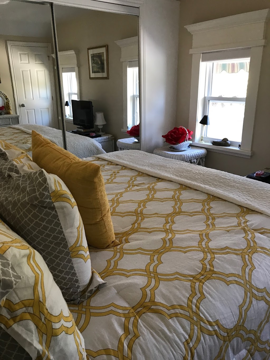 The Cottage | 63 Sanford Street, Brighton, ON K0K 1H0, Canada | Phone: (613) 847-7142