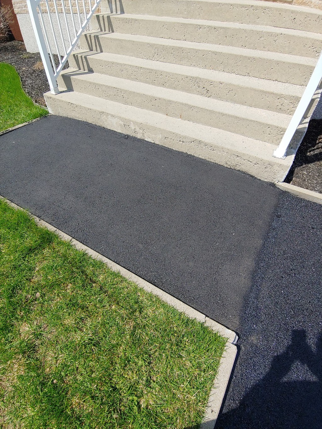 FG Asphalte | 221 QC-112, Saint-Césaire, QC J0L 1T0, Canada | Phone: (514) 550-0415