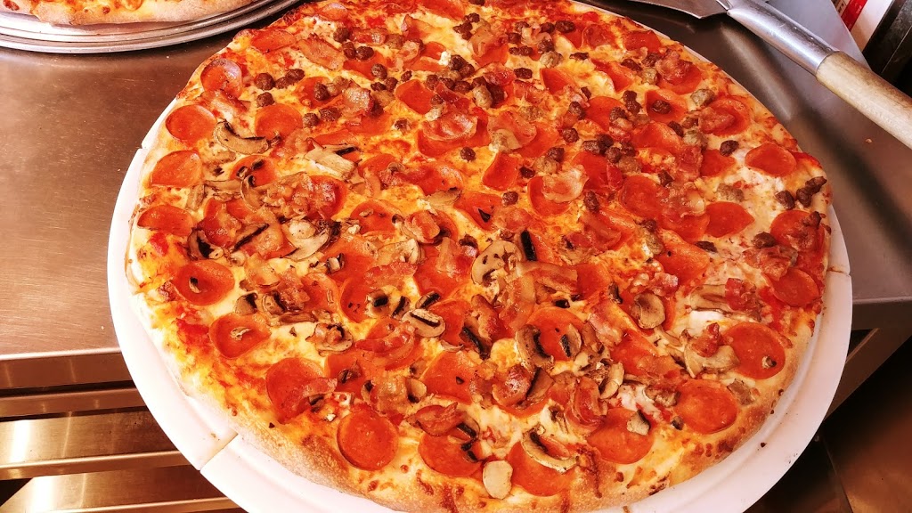 Pizza Nova | 1420 King St E, Courtice, ON L1E 2J5, Canada | Phone: (844) 310-3300