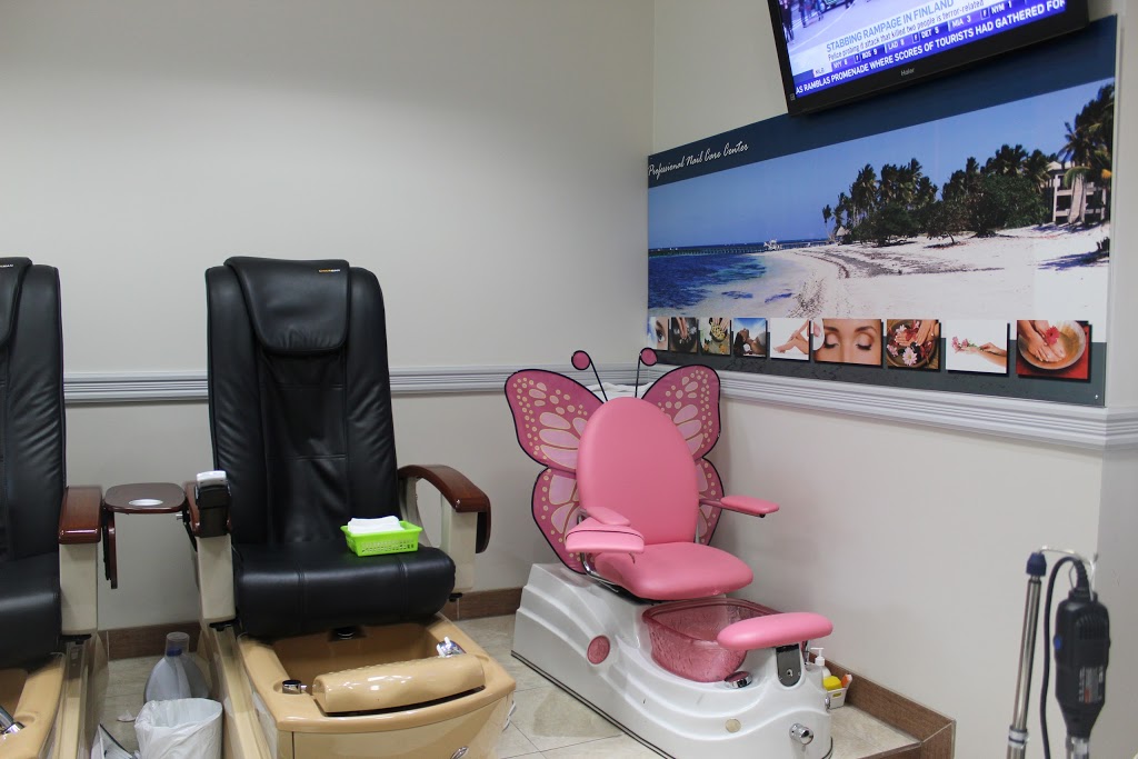 Diamond Nails & Spa | 2, 4750 Bank St, Gloucester, ON K1T 0K8, Canada | Phone: (613) 425-7770